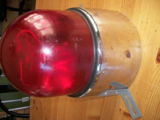 Vintage Federal Sign & Signal Beacon Ray Emergency Light Model 17 Cond. 5