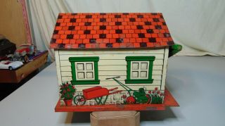 VINTAGE WALT REACH TOY COURTLAND TIN LITHO GARAGE WITH AUTOMATIC DOOR 4