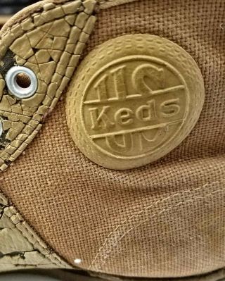 c1920 US Keds Canvas High - Top Basketball Sneaker RIGHT Shoe Great for Display 2