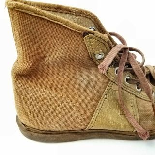 c1920 US Keds Canvas High - Top Basketball Sneaker RIGHT Shoe Great for Display 4