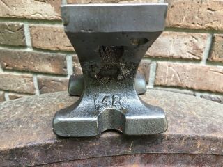Small Vintage 10 LBJewelers Anvil Blacksmith ' s Steel Anvil 4