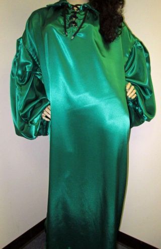Vintage: Satin “special Cut” Green Satin Balloon Shirt Style Gown Xx - Long