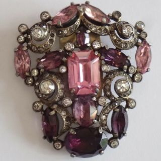 Big Vintage Art Deco Eisenberg Pink Purple Crystal Rhinestone Dress Clip