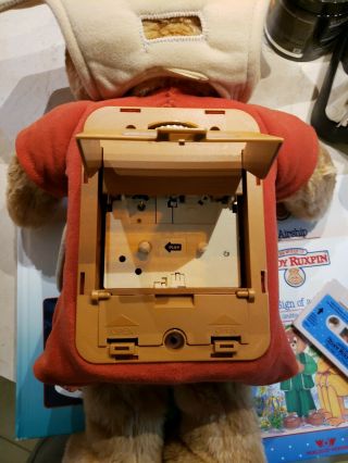 Teddy Ruxpin - VINTAGE - 1985 and tapes with books 6