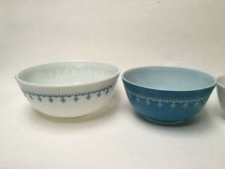 Set of 4 Vintage Pyrex Snowflake/Garland Mixing Bowls EUC 401 402 403 404 4