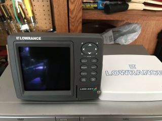 Lowrance Lms - 337c Gps Fishfinder (only Head & Sun Cover,  No Other Accessories)