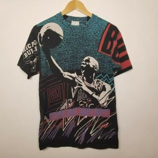 Vintage Michael Jordan Chicago Bulls All Over Print T - Shirt Magic Johnson Size M
