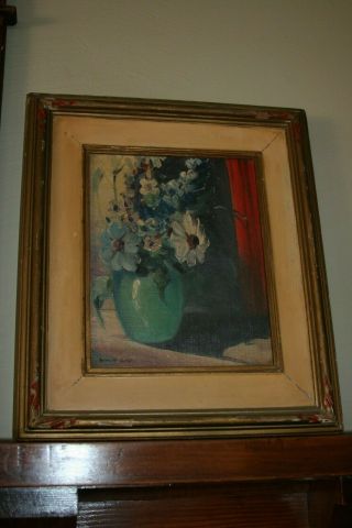 Vintage Walt Lee Signed Floral Still Life Oil Painting In Vintage Wood Frame