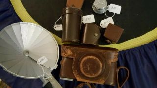 Leica vintage rangefinder camera and accessories - 2