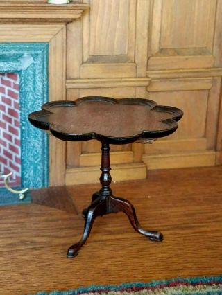 Antique Vintage Dollhouse Miniature Artisan Scalloped Edge Tilt Top Table 1:12 3