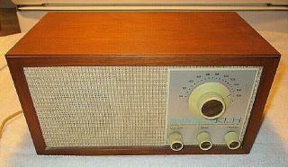 1960s Vintage Klh Model Twenty One 21 Fm Table Radio Walnut Cabinet -