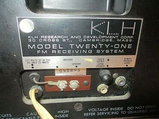 1960s Vintage KLH Model Twenty One 21 FM Table Radio Walnut Cabinet - 4
