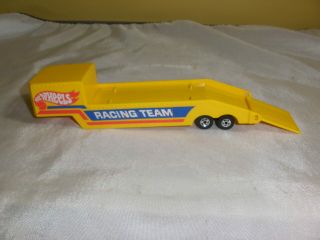 Vintage Hot Wheels Truck Co.  Racing Team Race Car Hauler Trailer