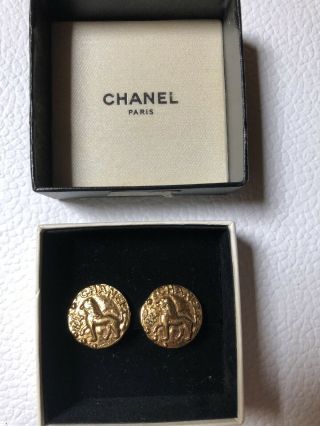 Rare Signed Authentic 2 Cc 3 Chanel Gold Clip On Earrings Horse Motif Vintage