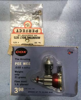 Vintage Cox Pee Wee.  02.  327cc Model Airplane Engine In