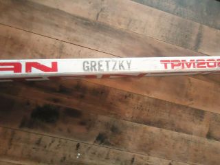 VINTAGE WAYNE GRETZKY TITAN HOCKEY STICK - NHL - THE GREAT ONE - GRETZKY 2