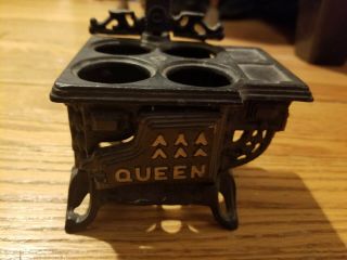 Vintage Queen Salesman Sample/toy Cast Iron Stove Miniature