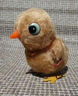 NEAR VINTAGE MADE IN JAPAN FUZZY BABY CHICK TIN WIND - UP TOY 2