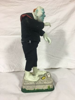 1960s Vintage ROSKO Frankenstein Battery Operated w/Box 3