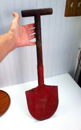 Vintage Small Wwii Wwi U.  S.  Army 22 " Long T - Handle Shovel Fox Hole Trench Tool