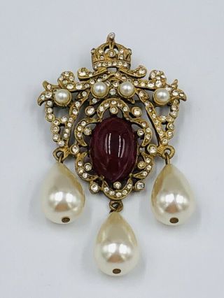 Vtg Hattie Carnegie Signed Red Cabochon Faux Pearl Rhinestones Crowned Brooch