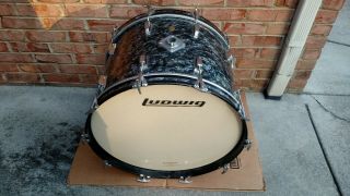 Vintage 1965 Ludwig 22 " X 14,  Black Diamond Pearl Bass Drum.  M - I - N - T