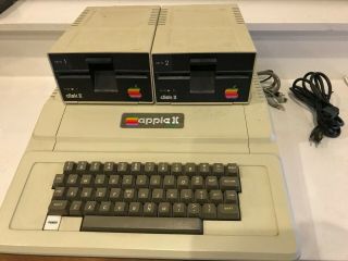 Vintage Apple Ii,  Plus Computer Aa11040b W 2 Disk Drives - Powers Up - No Monitor