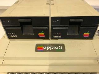 Vintage Apple II,  Plus Computer AA11040B w 2 Disk Drives - Powers Up - No Monitor 6