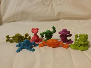 RARE vintage hard plastic set of FREAKIES cereal toys premiums prizes 2