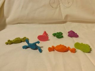 RARE vintage hard plastic set of FREAKIES cereal toys premiums prizes 6