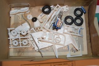 REVELL 1969 FORD MUSTANG COUPE 2 KITS PARTS 5