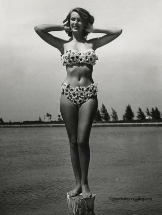 Bunny Yeager 1950s Published Self Portrait Proof Photograph Bathing Beauty Pose 3