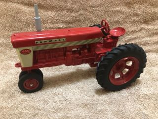 Vintage Farmall 460 Toy Tractor,  International,  Caseih,  1/16 Scale Ertl,  Eska