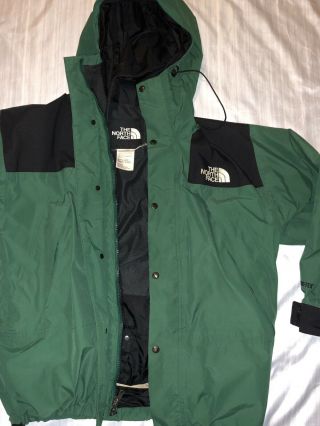 Vintage Men’s Green The North Face Mountain Jacket Coat Gore - Tex Medium
