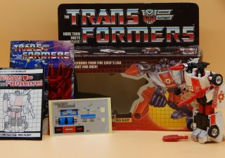1985 Vintage Hasbro G1 Transformers Red Alert 100 Complete W/ Box