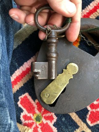Huge Antique Iron Padlock Lock & Key 11