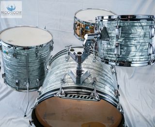 Workhorse - Vintage 1980 Ludwig Classic Drum Set In Sky Blue Pearl
