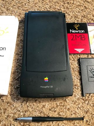 Vintage Apple Newton Message Pad 120 W/Stylus 2MB Card And Handbook. 8