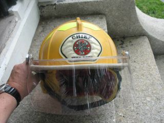 VINTAGE FIRE DEPARTMENT HELMET USA RESCUE BULLARD CAP HAT CHIEF TX/TXA model 4