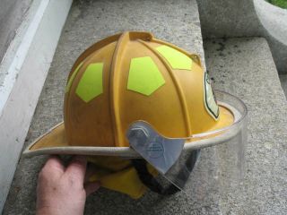 VINTAGE FIRE DEPARTMENT HELMET USA RESCUE BULLARD CAP HAT CHIEF TX/TXA model 5