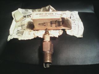 Rare Vintage Nos Spiro Spark Plug 1/2 " Pipe Anderson,  Indiana,  U.  S.  A.