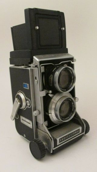 Vintage Mamiya C33 Professional Medium Format Camera.  Japan F=105mm No.  41354