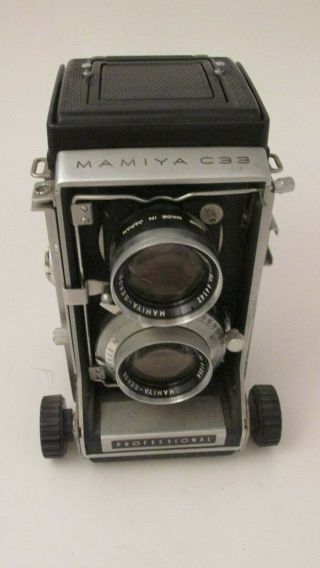 Vintage Mamiya C33 Professional Medium Format Camera.  Japan F=105mm No.  41354 4