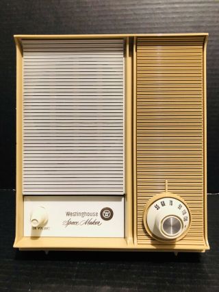 ANTIQUE 1966 WESTINGHOUSE H - 201T5 GOLDEN - TONE SPACE MAKER ART DECO VINTAGE RADIO 4