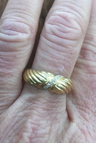 Solid 18ct Yellow Gold And Natural Diamond Ring Band.  3.  91 grams 4