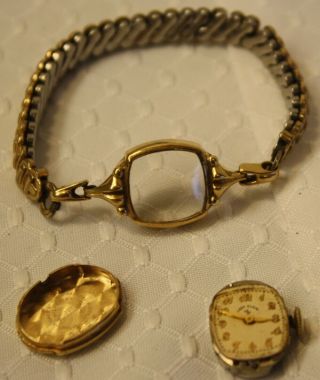Vintage Lady Elgin 14k Solid Gold Watch - 19 Jewel