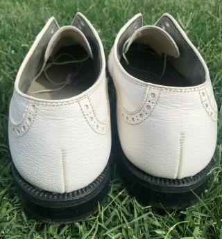 Vintage FootJoy Classics mens white 9.  5D leather golf shoes style 51409 7