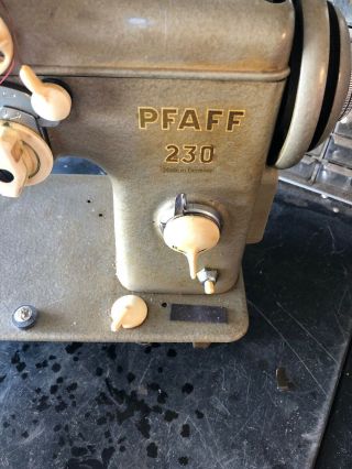 Vintage Pfaff 230 Sewing Machine