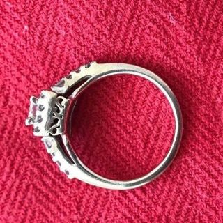 14K WHITE GOLD AND PRINCESS CUT DIAMOND ENGAGEMENT RING - VINTAGE LOOKING 3