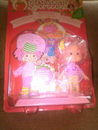 Stawberry shortcake dolls 2